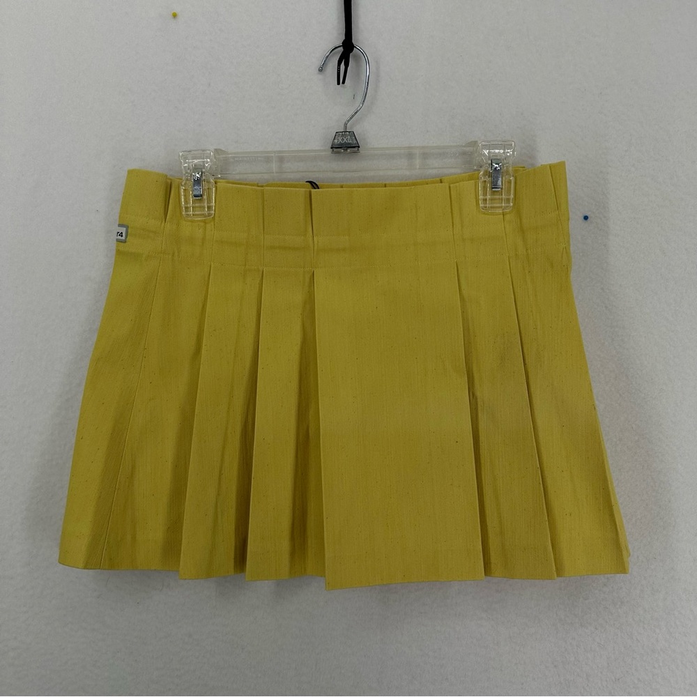 NWT We Ar4 Pleated The 98 Mini Skirt Small Yellow